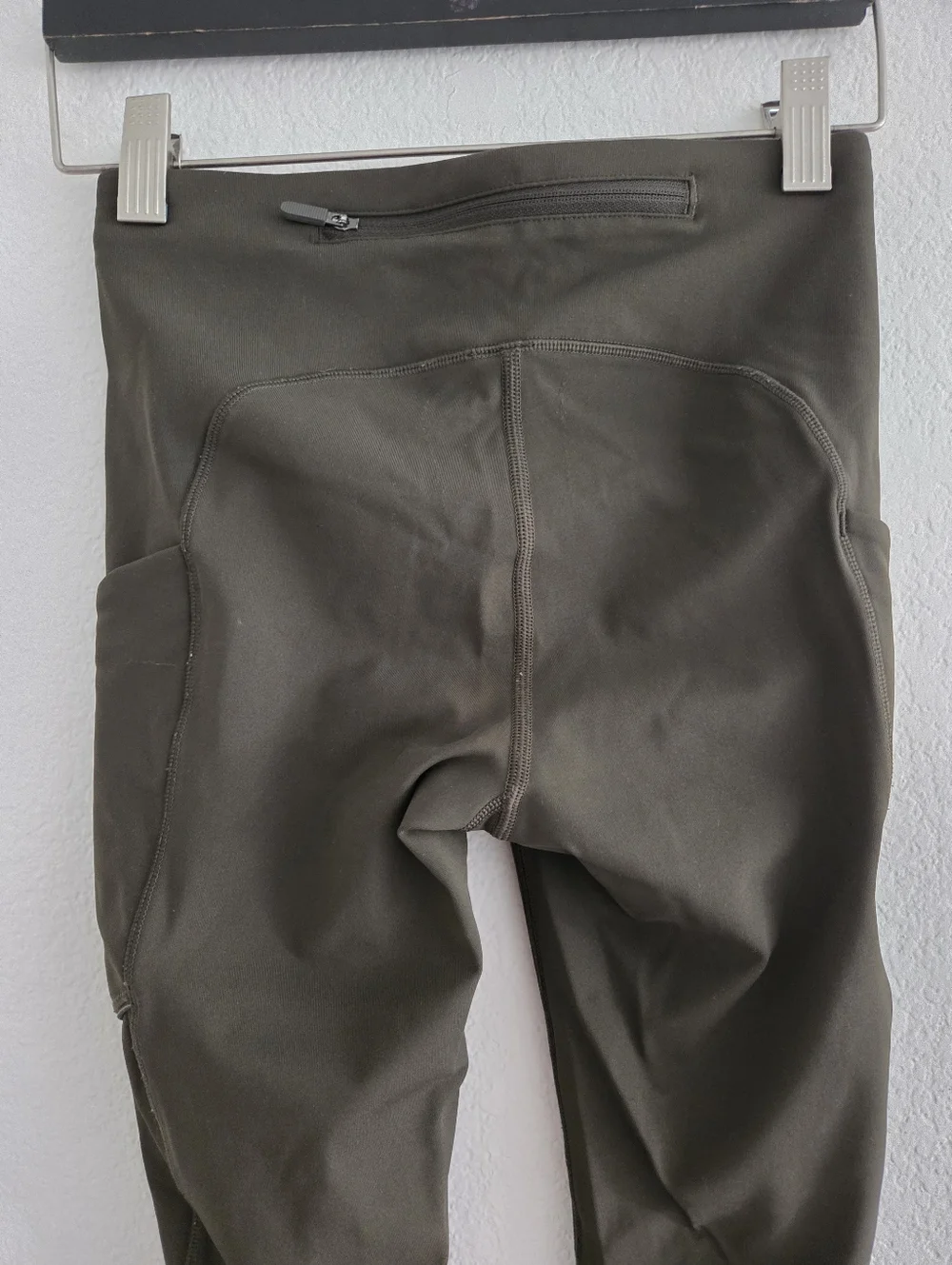 Lululemon Speed Up Tight Size 2 DWR 27
